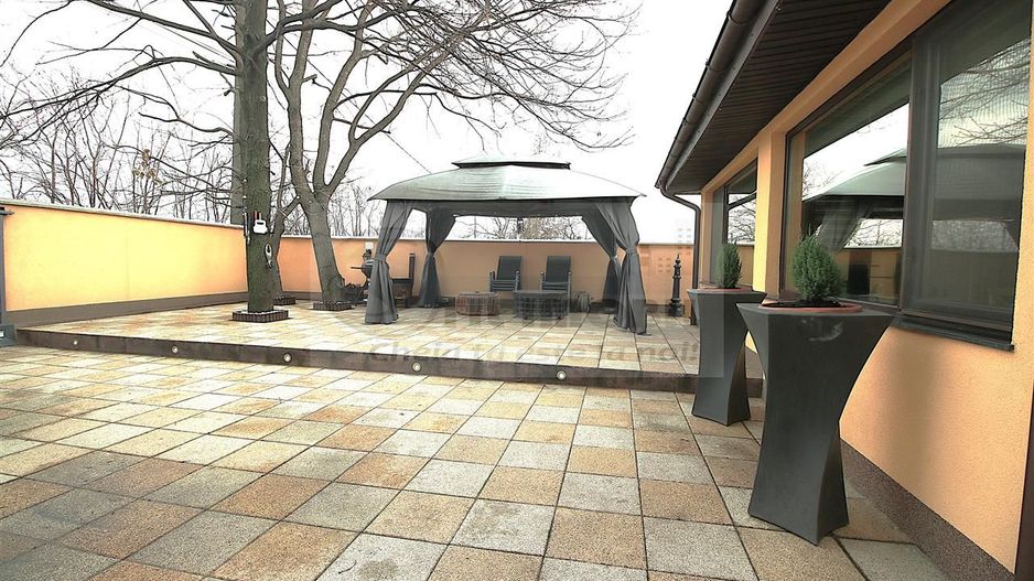 MIROSLAVA CASA EXCLUSIVISTA LA CHEIE LUX STIL MEDITERANEAN MOBILATA - Poză 28