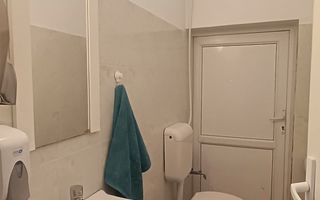 Spatiu de birou la casa cu parcari - Poză 6