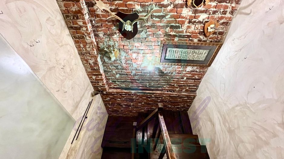 Vila eleganta renovata si consolidata | Parc Carol| Marasesti - Poză 12