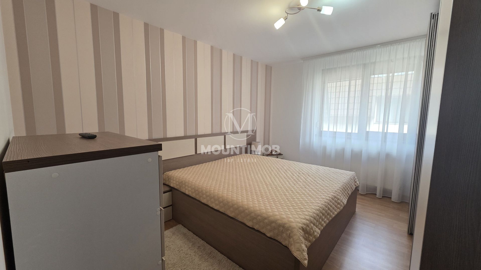 2 camere gata de mutare, loc parcare, Urban Slendor, Tractorul/Brasov - Poză 4