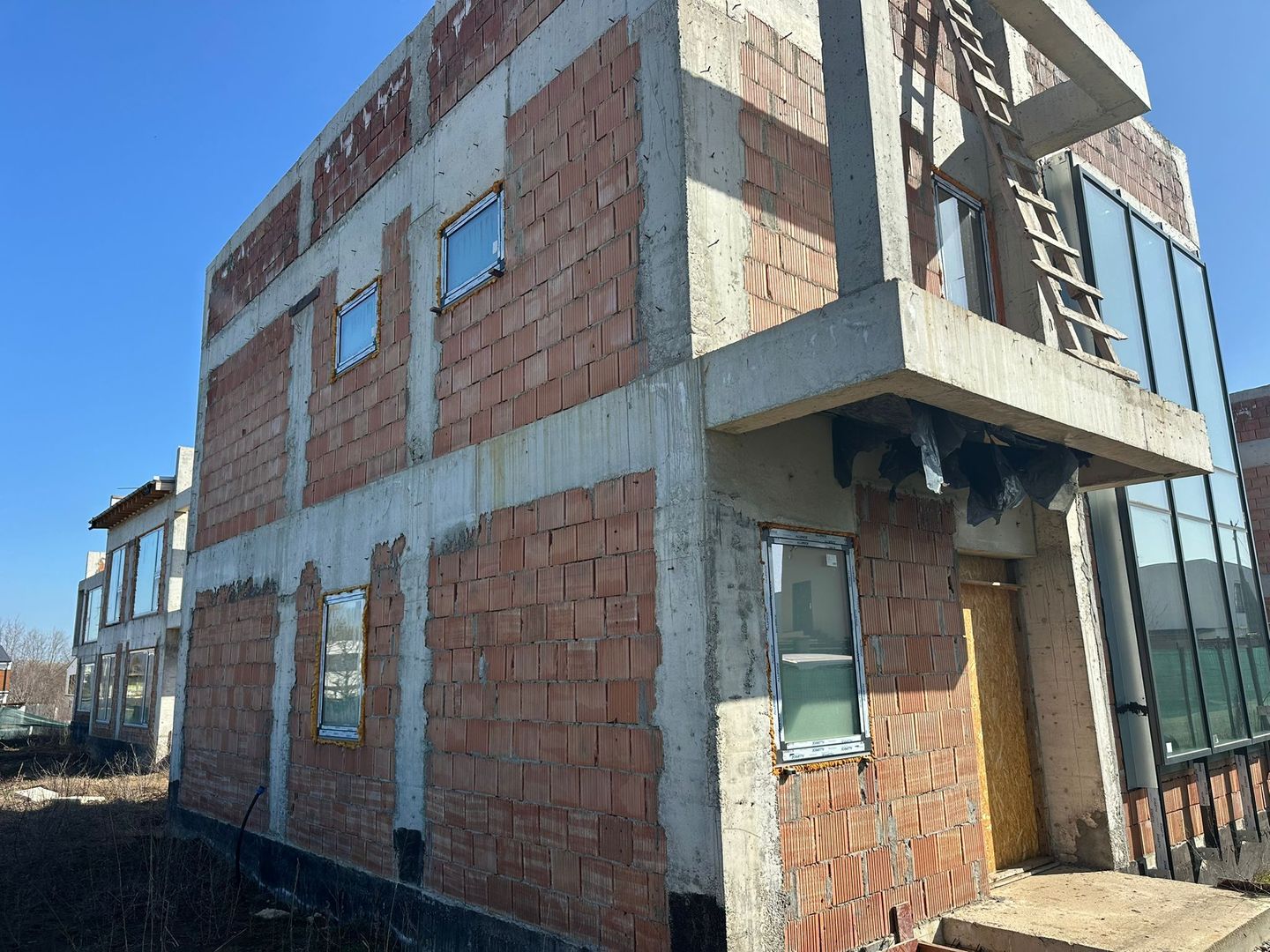 Proiect rezidențial 18 vile Tunari (stadiu avansat) - Poză 8