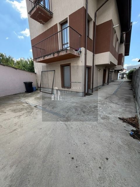 Spatiu Comercial / Birouri Metrou Aparatorii Patriei - Poză 2