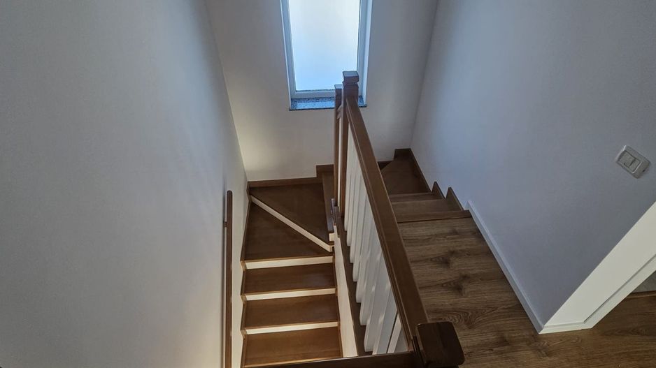 Duplex De Vanzare I Ipotesti, Suceava I Pret: 141.999 € - Poză 12