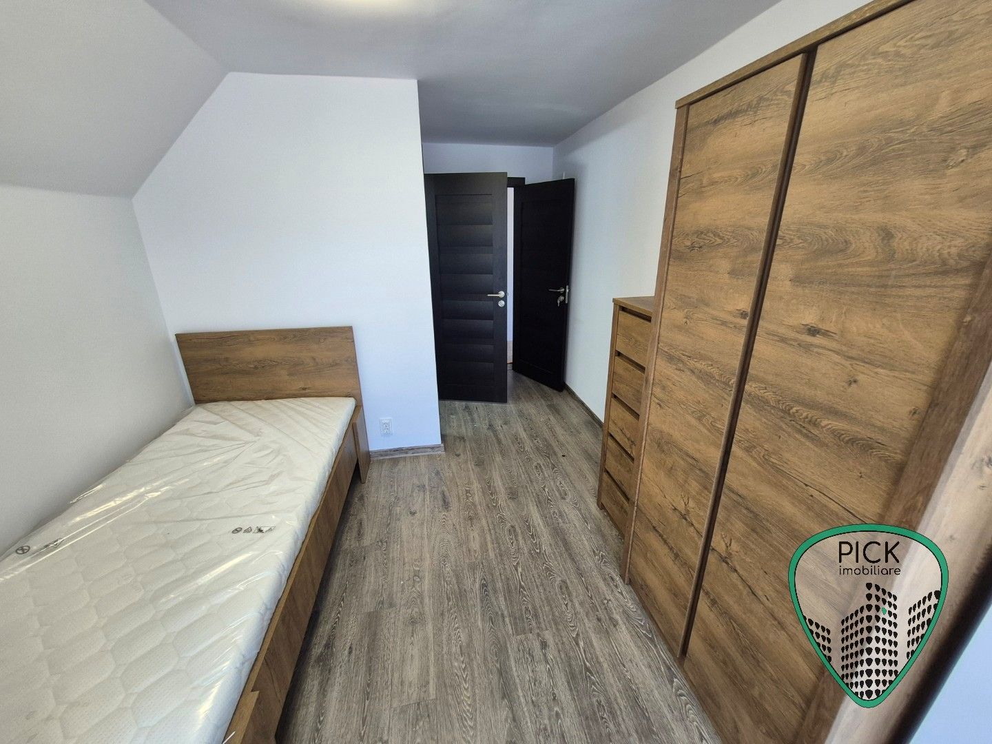 P 4244 - Apartamente de închiriat Zona 7 Noiembrie - Poză 19