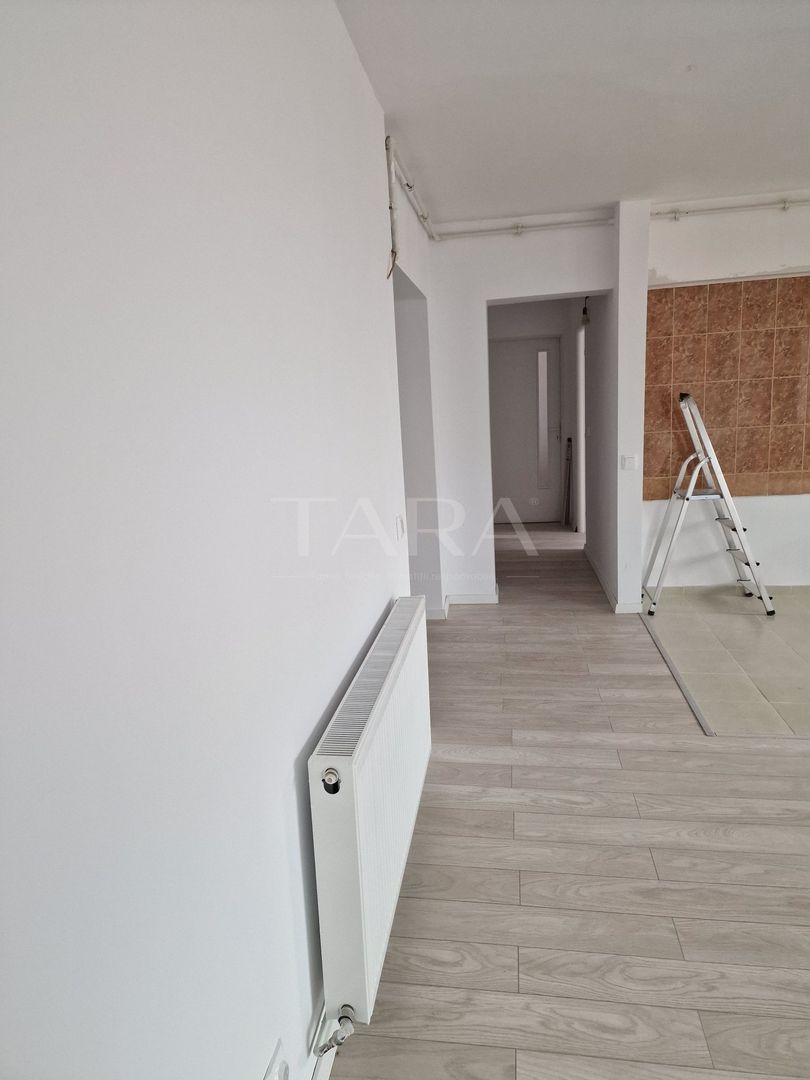 Apartament cu 3 camere și garaj în Baciu, zona Regal. - Poză 2