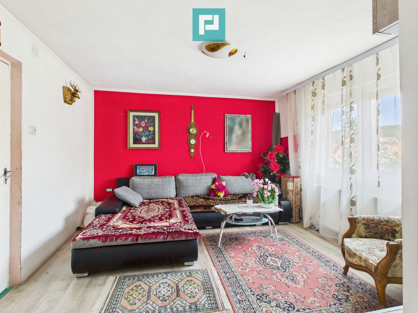 Casă renovată cu teren generos lângă Ususău - Poză 14