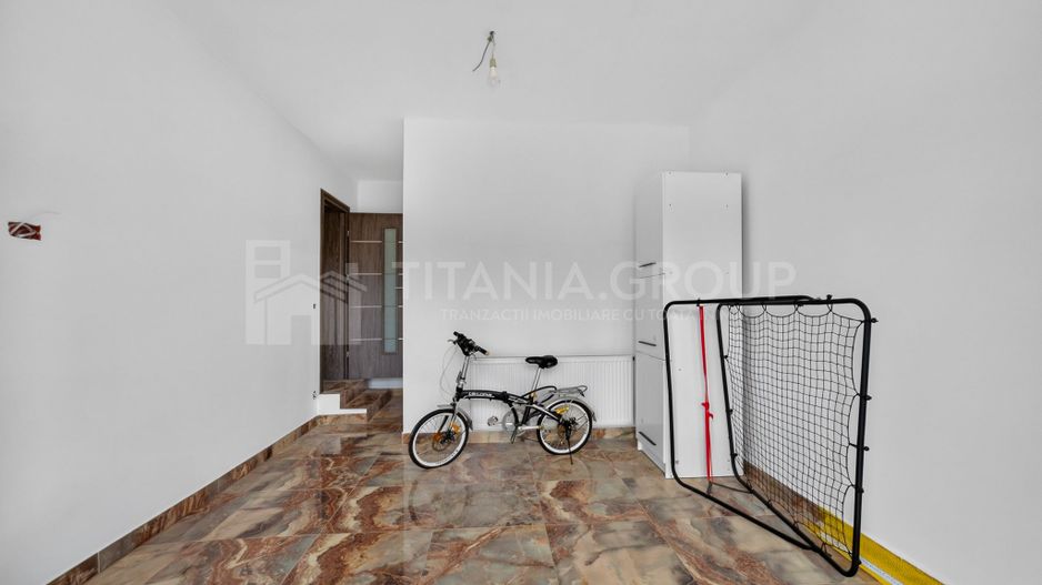 Vila cu arhitectura deosebita, teren 636mp, Cristian, Brasov - Poză 33