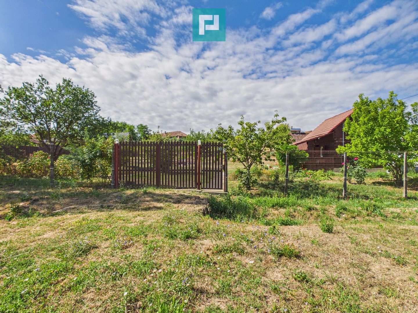 Casă din lemn în Uileacu de Munte – teren 2140 mp - Poză 19