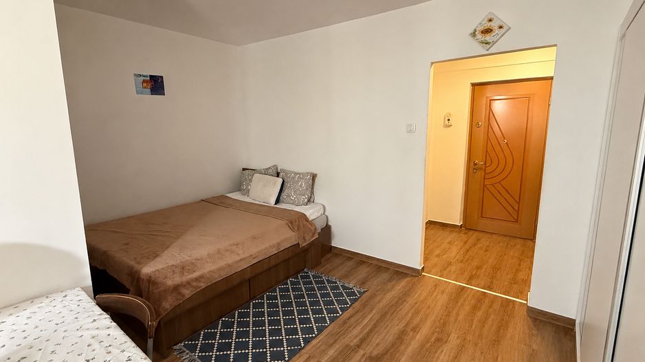 VANZARE Garsoniera in zona Titan - Poză 1