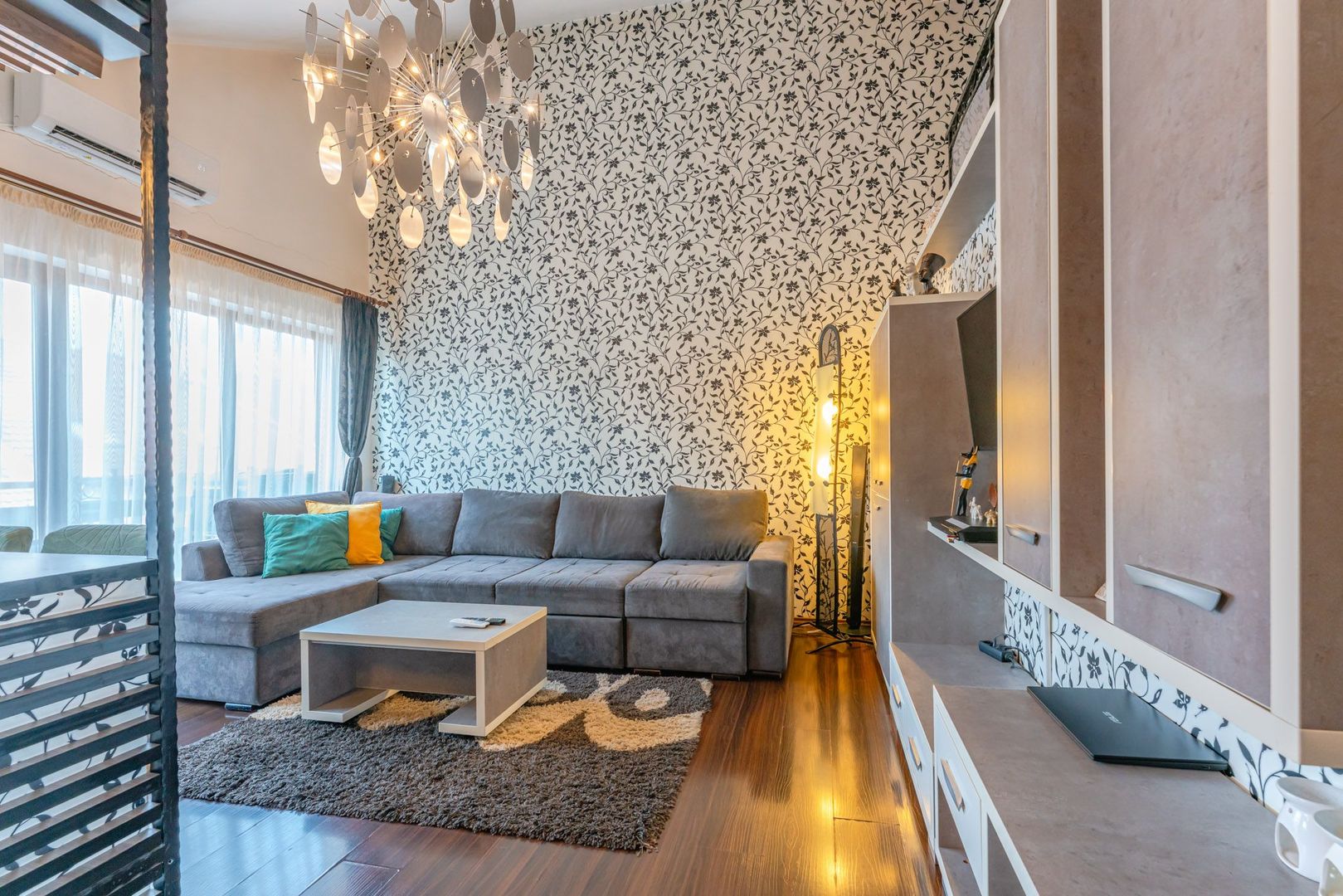 Apartament 2 Camere de Vânzare, Mobilat și Utilat, Sânpetru - Poză 4