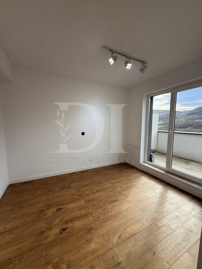 Apartament de vanzare/ Zona Terra / Floresti - Poză 6