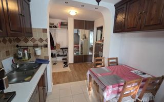 Apartament 2 camere de vânzare, Aviatiei, etaj 3/4, loc parcare inclus - Poză 8