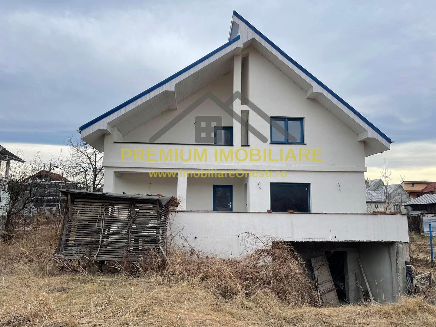 Vila de Vanzare Onesti - Zona de sus - Poză 2