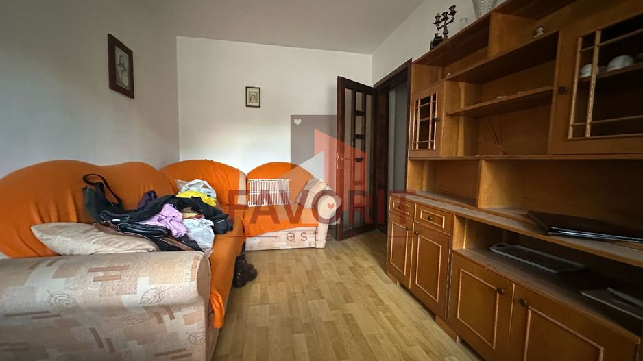 3 camere | etaj 1 | mobilat si utilat | zona excelenta | - Poză 1