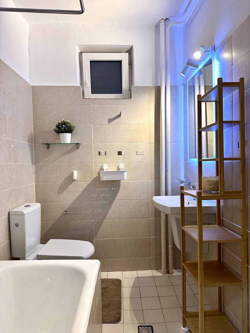 Garsoniera Vasile Lascar 33, bloc 1979 - zona Batistei - Armeneasca - Poză 11