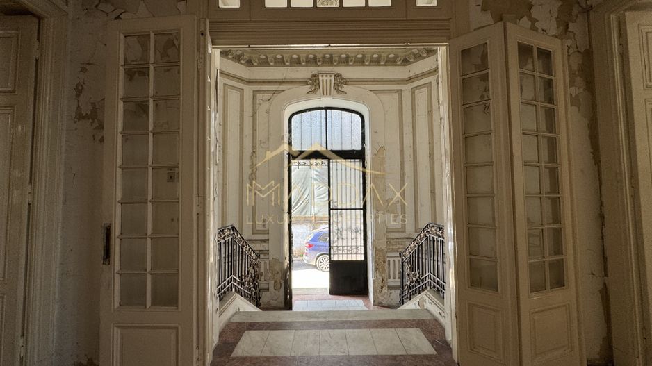 Vila unicat-Piata Romana - Poză 4