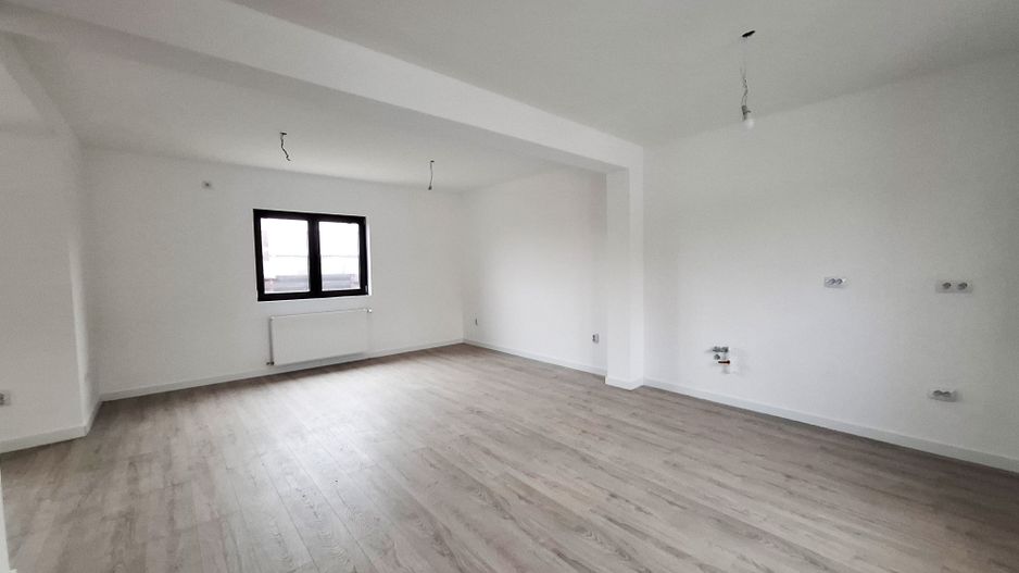 Casa P+1E+M, cu 5 camere, zona Rudului - Poză 4