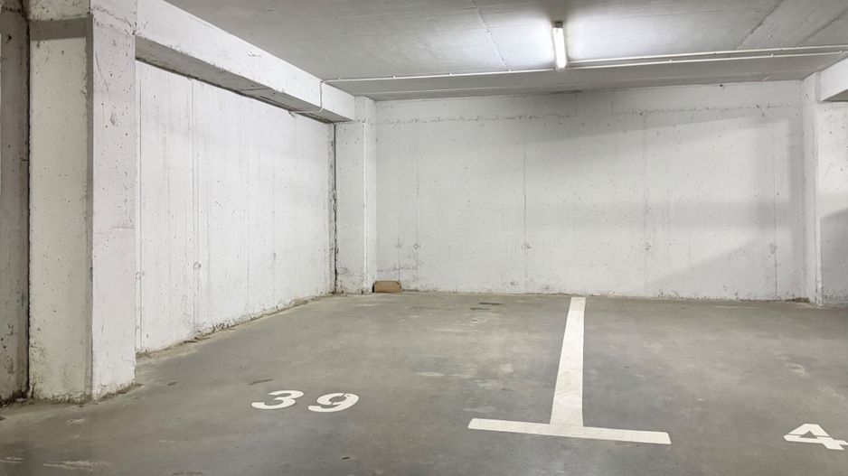 Apartament modern, lift și parcare – zona Calea Lipovei - Poză 37