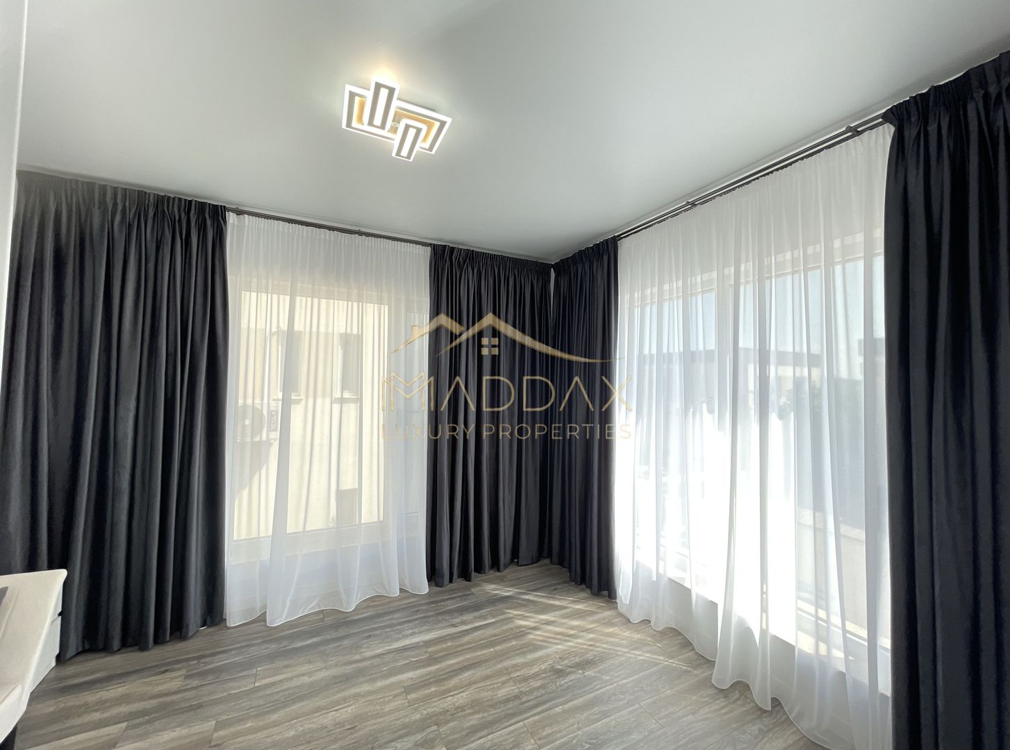 Vila individuala P+1 ***4 Camere***Curte proprie 380 mp//CORBEANCA - Poză 17