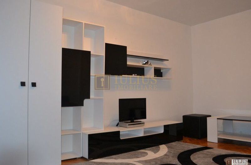 3 camere amenajat modern, cu centrala proprie(Include ctr Anaf). - Poză 4
