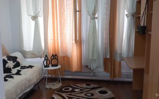 Garsonieră în Zimbru, Iași - 20 mp, renovată, centrală termică - Poză 1