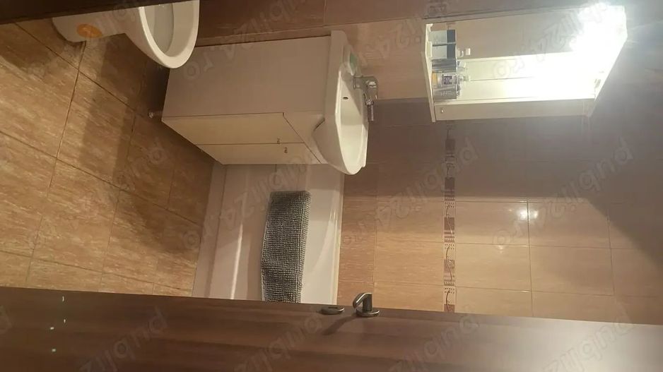 Apartament 3 camere Dambovita etaj 2 cu centrala - Poză 9