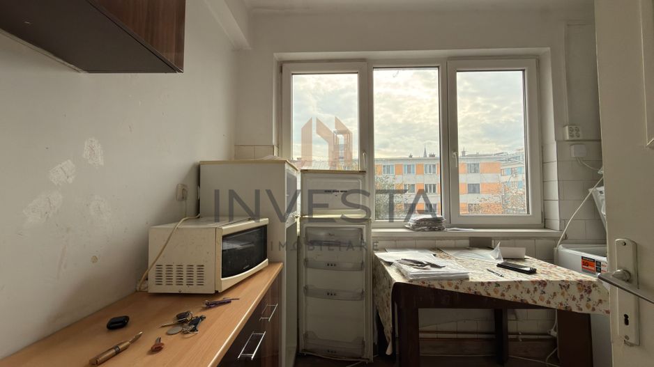 Apartament cu 2 camere decomandate, etaj intermediar, Pta M. Viteazu! - Poză 8