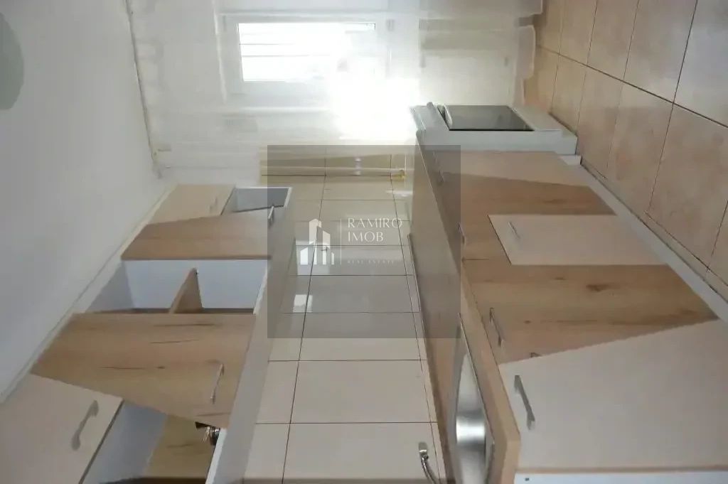 Apartament 2 camere  | 1 Mai | Turda | Decomandat | Prox Metrou - Poză 3