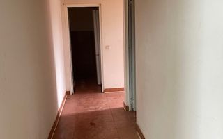 De vânzare: Hală industrială cu anexă birouri/apartament - Poză 9