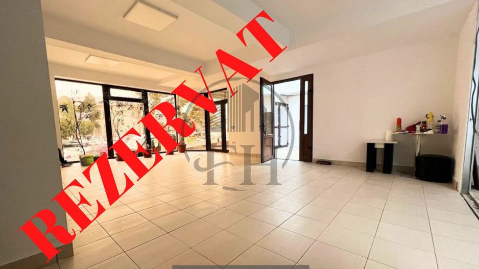 Spațiu comercial cu o cameră de închiriat în Central, Constanta - Poză 4