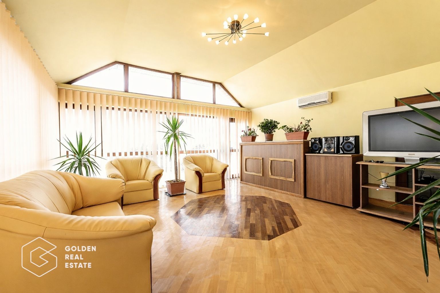 VILA  P+M Bujac, COMISION ZERO - Poză 1