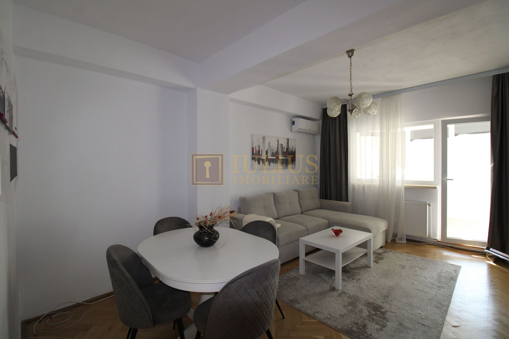 3 camere decomandate, balcon generos de 17 mp, bloc modernizat-Gh Lazăr - Poză 7