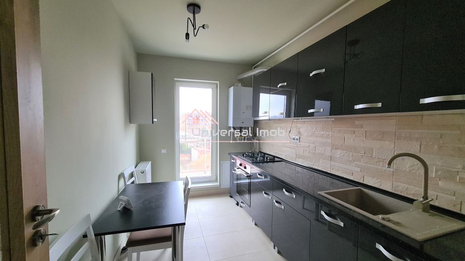 Apartament 2 camere si parcare, pe str. Traian - Poză 5