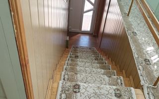 Casă individuală cu 2 apartamente separate, teren 650 mp, garaj și terasă - Poză 24