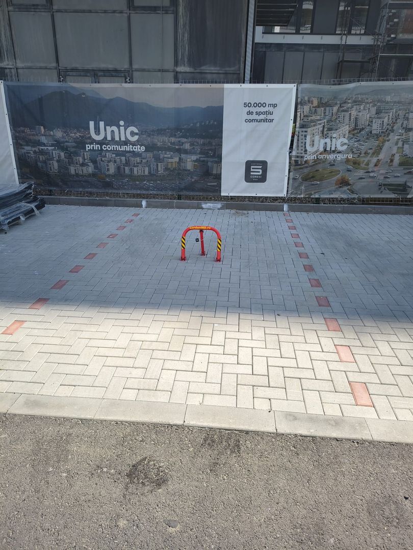 ofer spre inchiriere loc de parcare - Poză 1