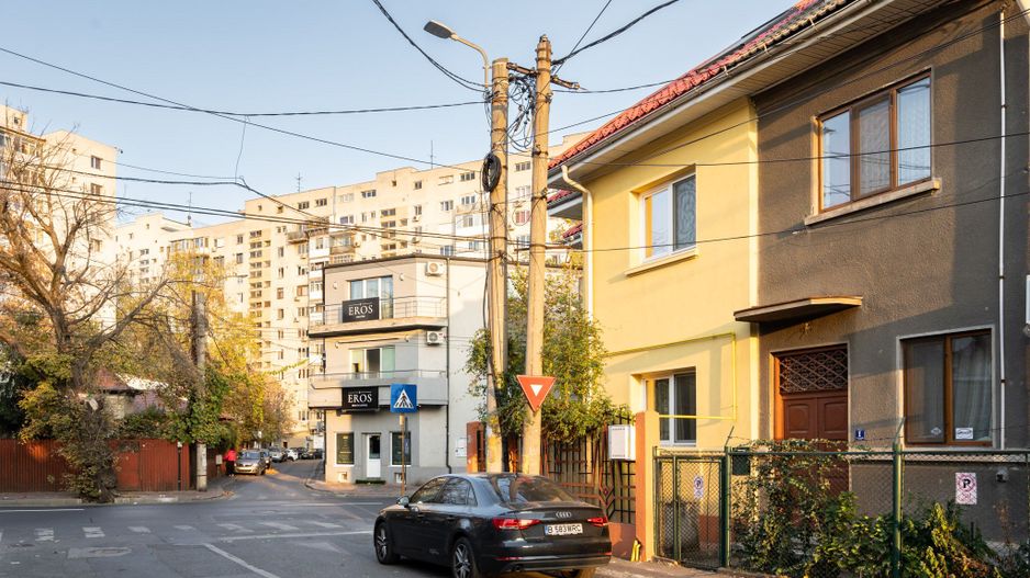 COMISION 0% - Casa complet renovata, singur curte,  zona Alba-Iulia - Muncii - Poză 2