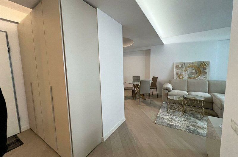 Prima inchiriere apartament 3 camere cu parcare inclusa | Cortina North - Poză 4