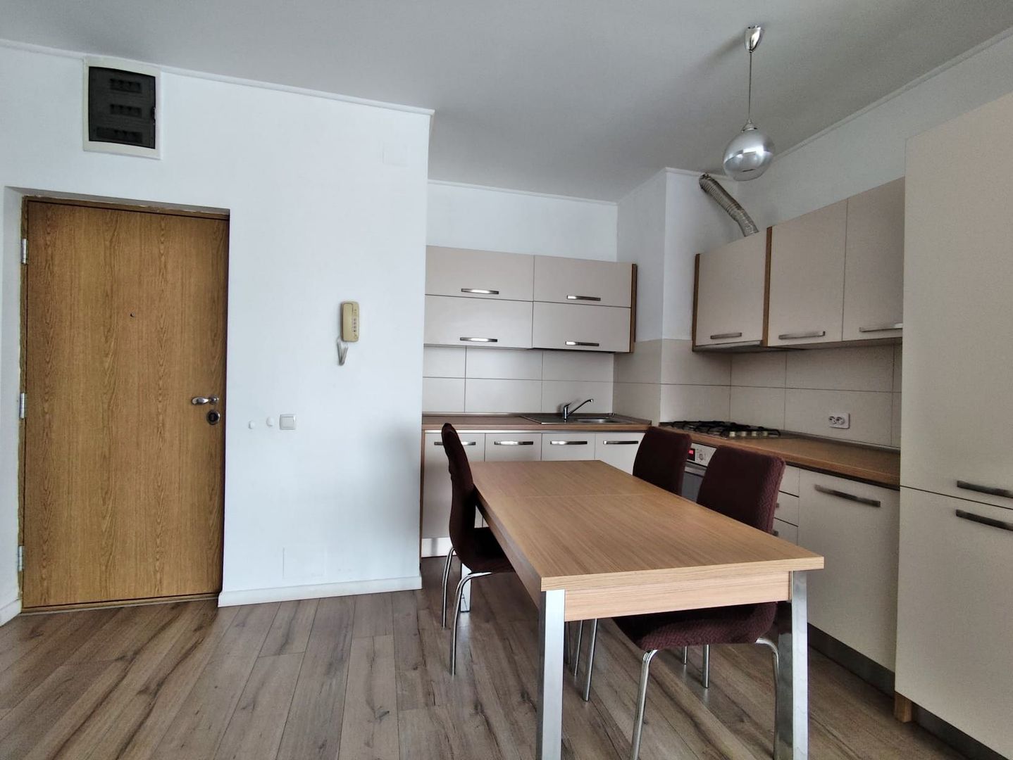 Apartament 3 camere in Cartierul Luceafarul, Oradea - inchiriere - Poză 3