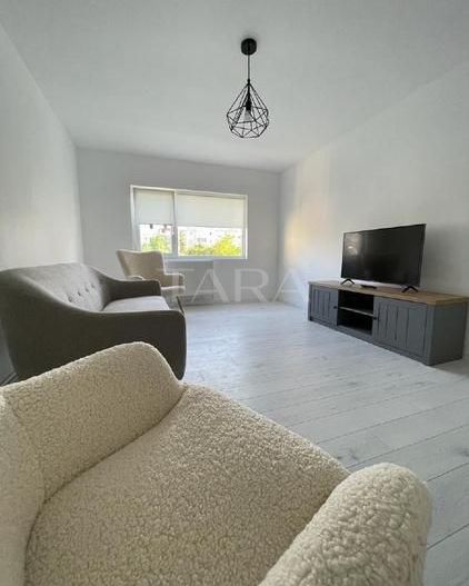 Apartament 2 camere renovat modern, ideal investitie! - Poză 1