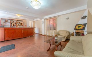 Pensiune Rosenau de vânzare - Afacere la cheie lângă Cetatea Râșnov - Poză 29