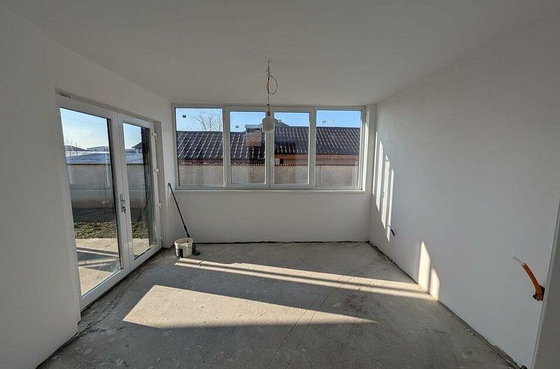 Casă Spațioasă 242 mp Utili și 600 mp Teren – Dragomirești-Deal - Poză 20