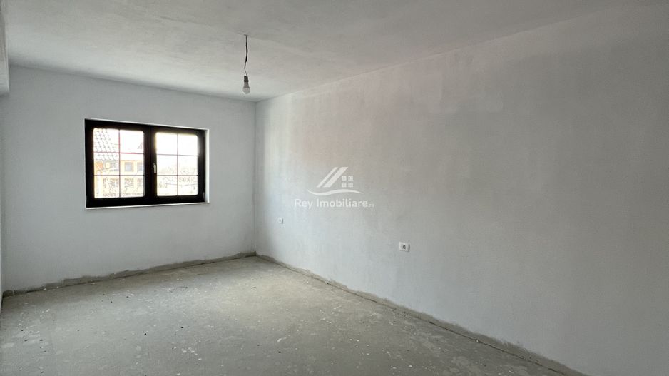 Duplex Modern și luminos 6 cam. la vânzare în Șelimbăr zona Trifoiului - Poză 12