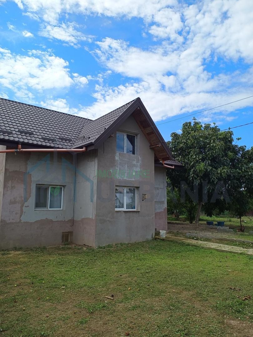 Casă de închiriat în sat Bosia, comuna Ungheni - Poză 1