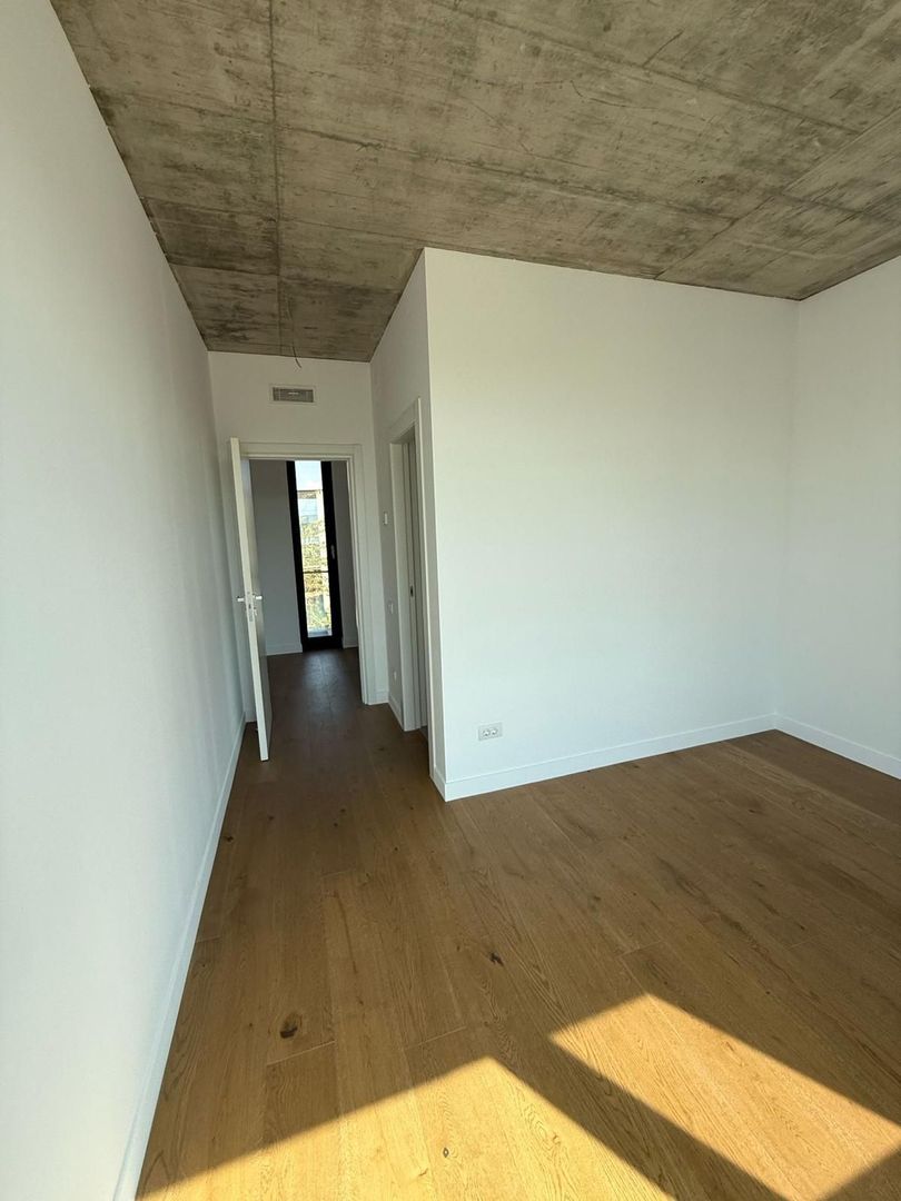 Vila tip UV02 mobilata complet in Amber Forest-prima inchiririere - Poză 14