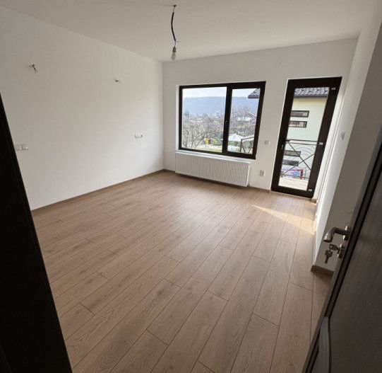 Casa 4 camere, noua, 2024, 500 mp teren, Brebu, Prahova - Poză 13