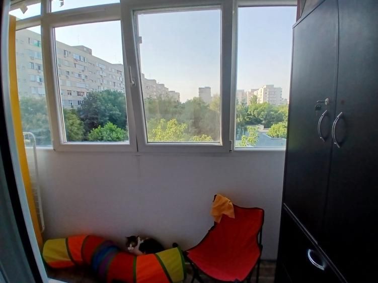 3 camere decomandat | 62 mp utili | Etaj 4/4 | Metrou Romancierilor - Poză 12