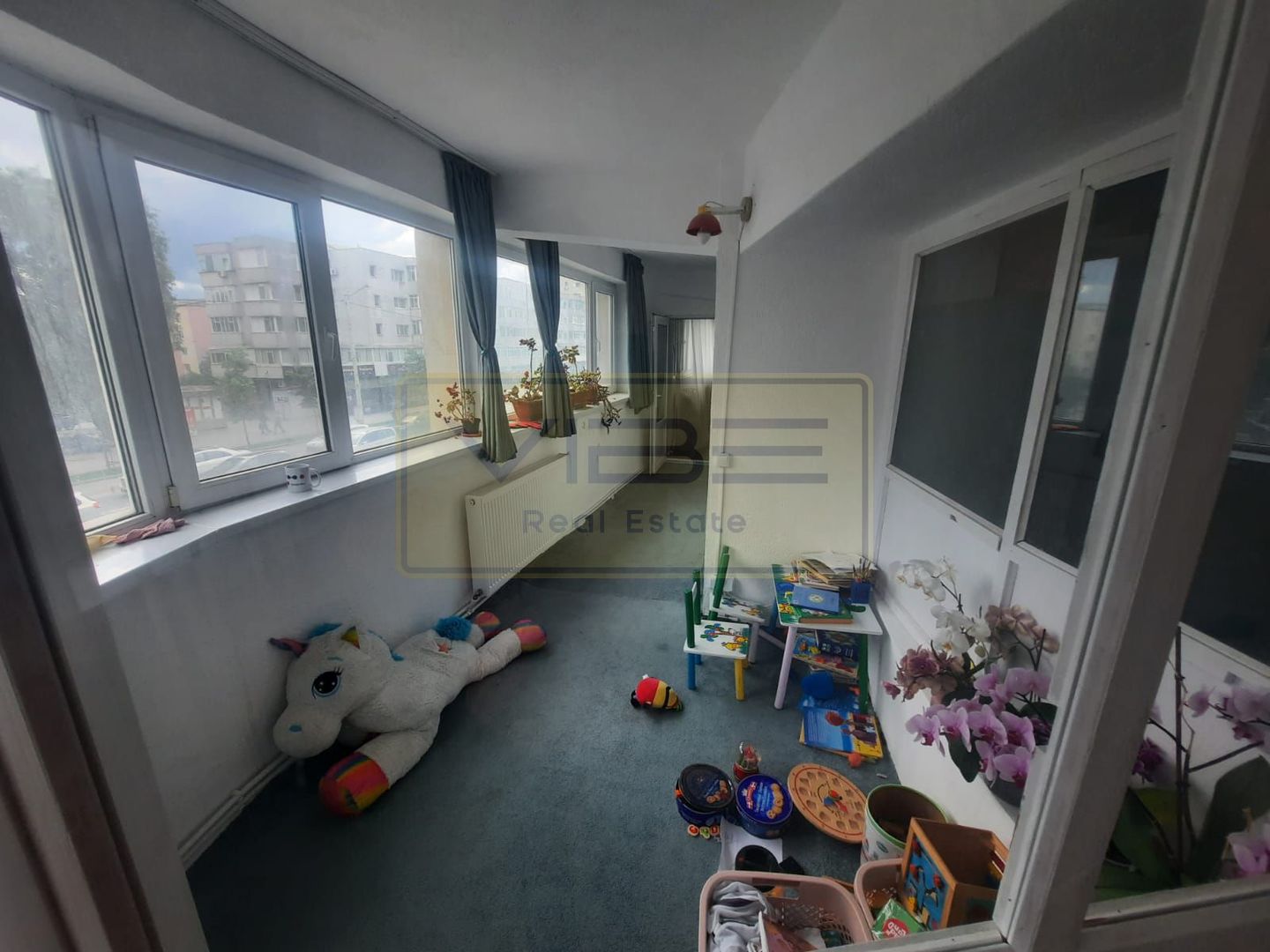 Spatiu 140mp- Posta Pacurari- parter+ mezanin - la Bulevard ! - Poză 4