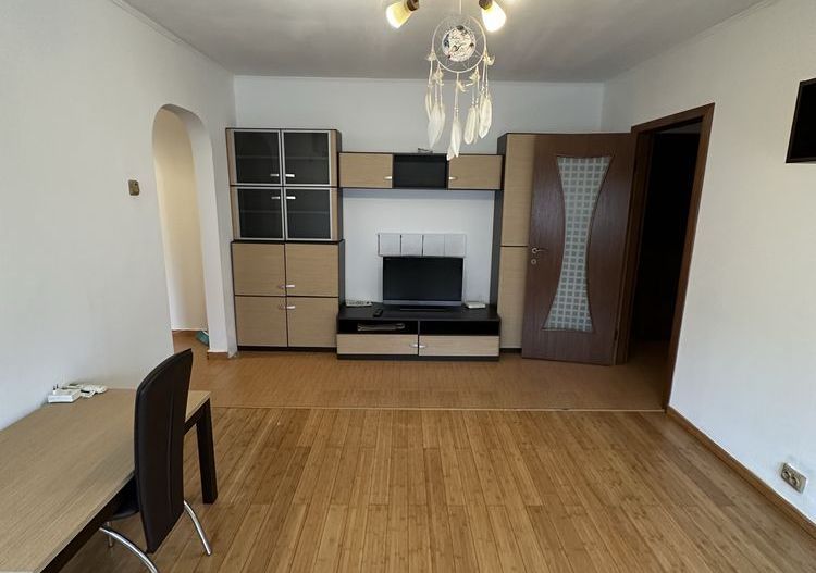 Apartament 3 camere de închiriat Brâncoveanu - Poză 1