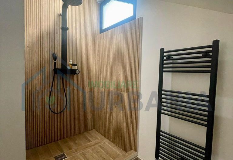 Casă + Garaj Spațios * # * # * - Poză 8