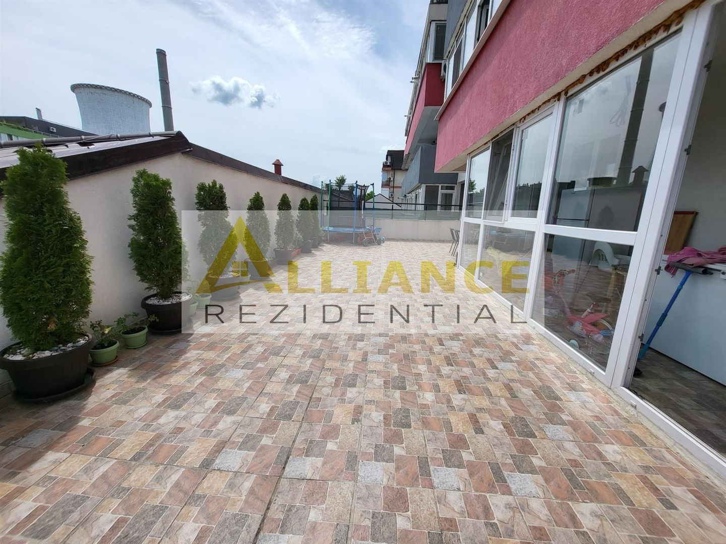 Apartament 3 camere de vanzare - Poză 9
